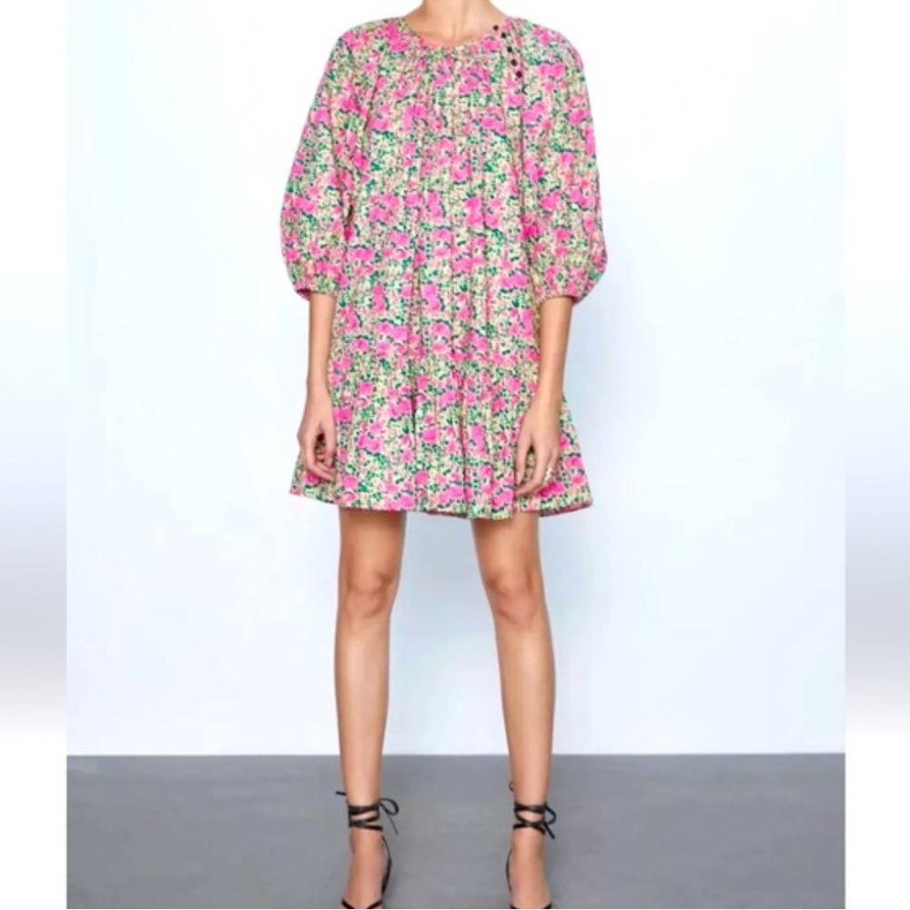 Saint + Hearts Floral Pink Dress